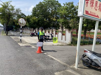 佳東路導護老師位置-只提供機車進入.jpg
