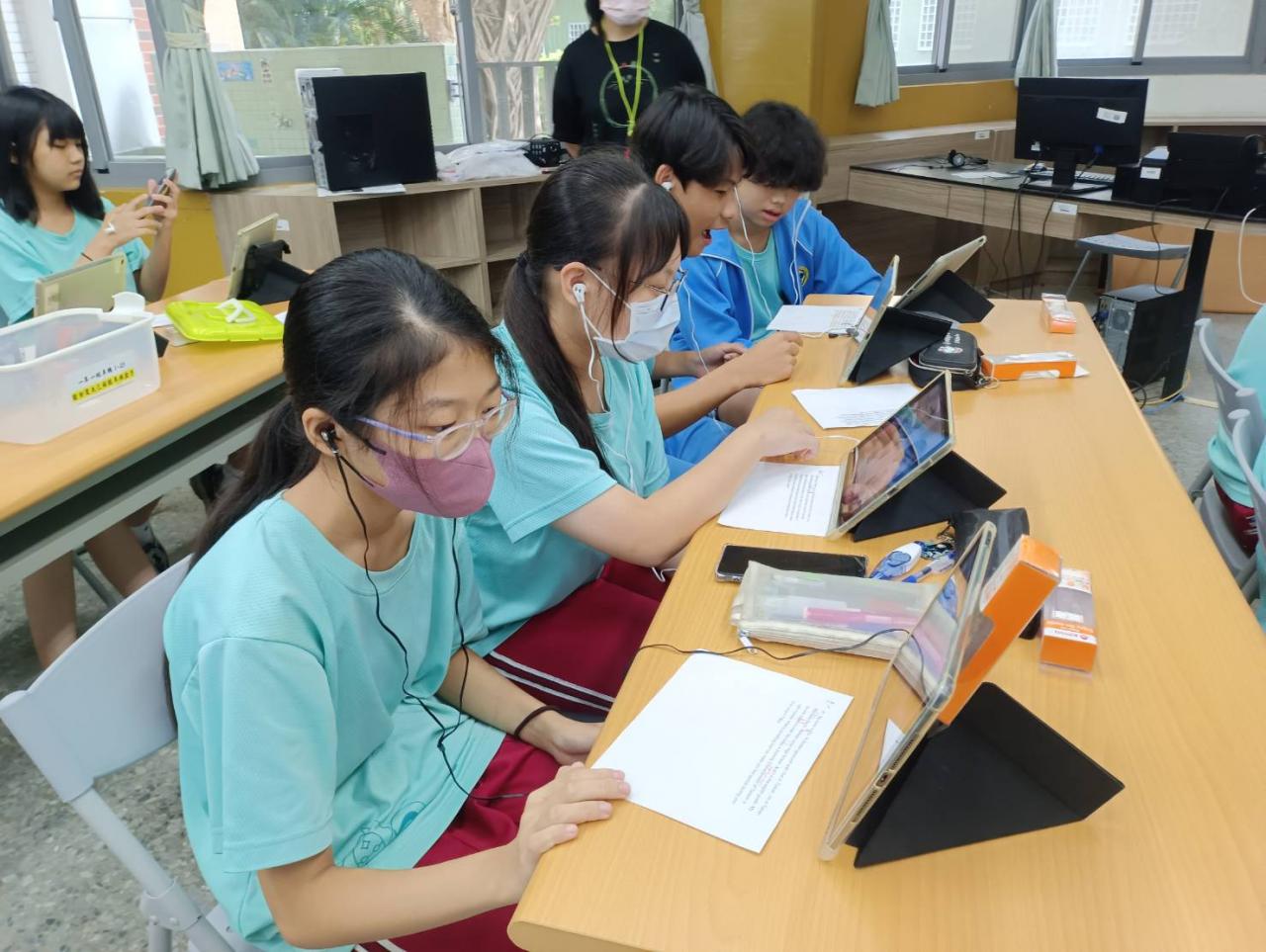 https://schoolweb4.tn.edu.tw/~wsjh_web/uploads/tadgallery/2024_11_14/612_28229_0.jpg 113.11.14台日線上交流