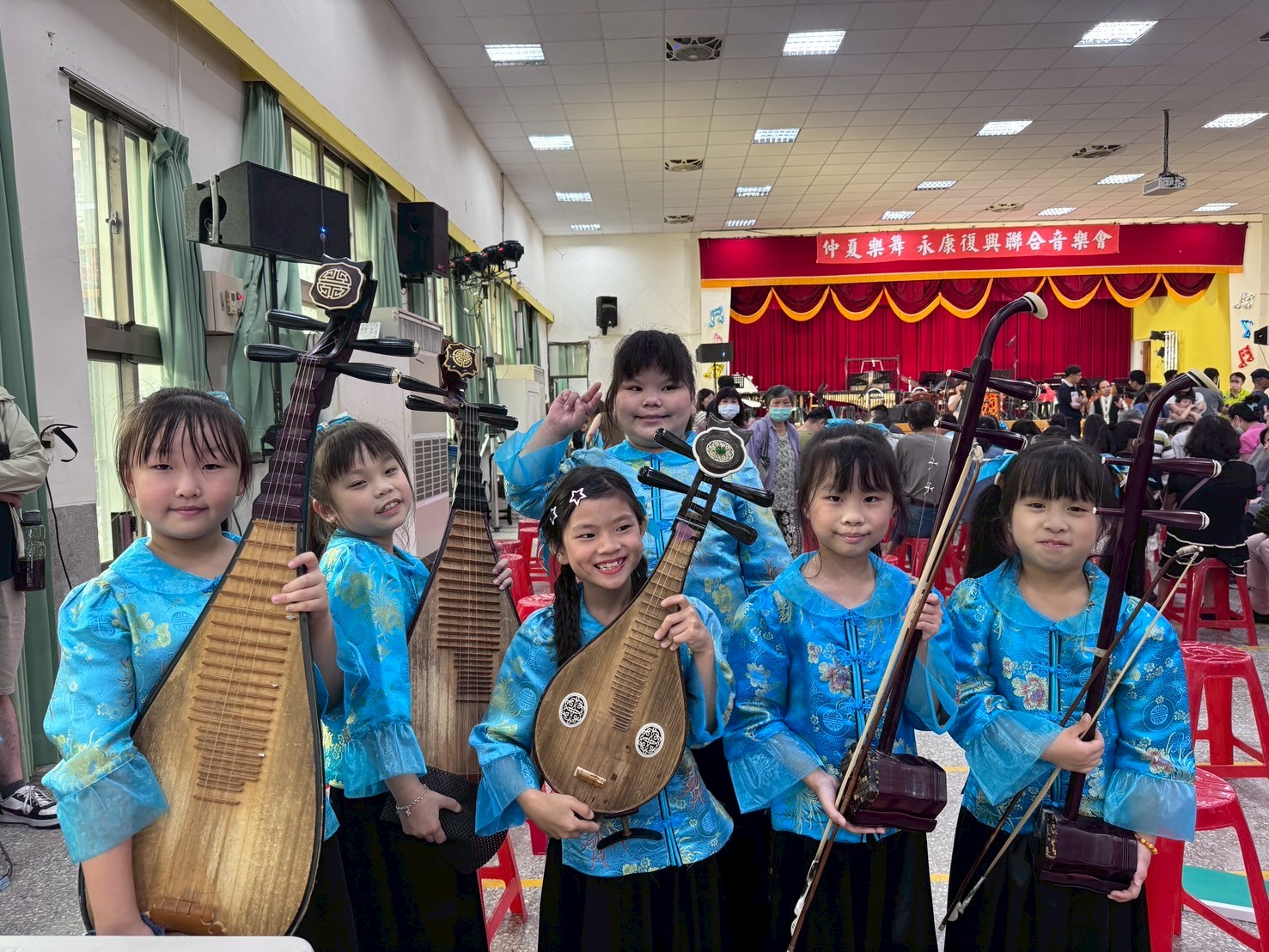 https://schoolweb4.tn.edu.tw/~ykes_test/uploads/tadgallery/2025_07_04/3410_LINE_ALBUM_20250629仲夏舞樂永康復興聯合音樂會_250702_2.jpg 