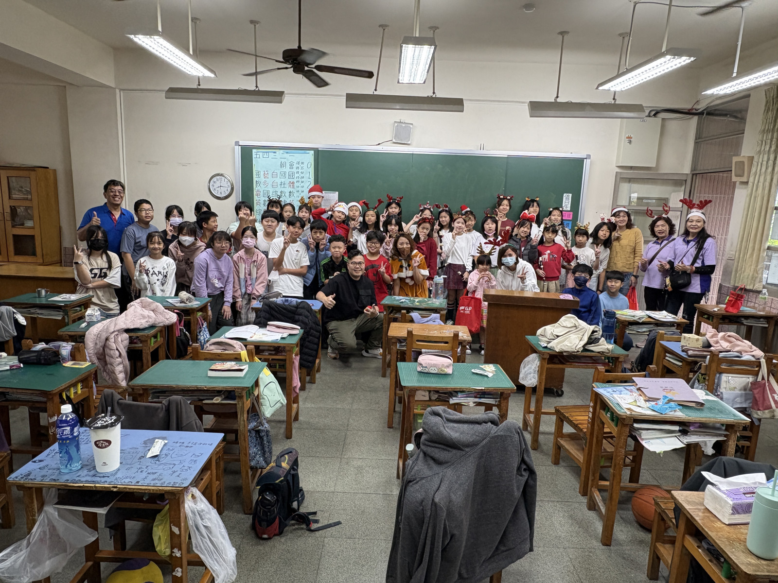 https://schoolweb4.tn.edu.tw/~ykes_test/uploads/tadgallery/2025_12_24/3431_20251224_081521+0800-3450569.jpg 